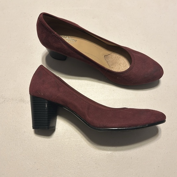 Naturalizer heels - Picture 2 of 5